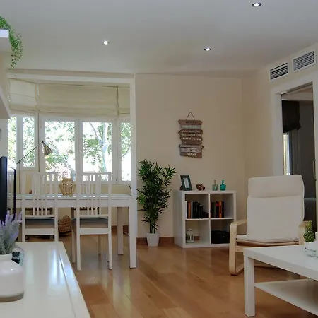 Malagadevacaciones - La Casa De Enka Apartment Malaga